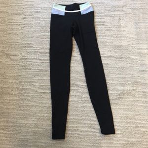 lululemon leggings full length with patterned top